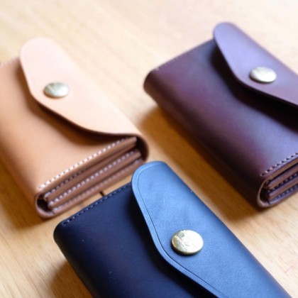 The superior labor - small purse