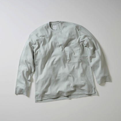 CURLY - FROSTED L/S POCKET TEE