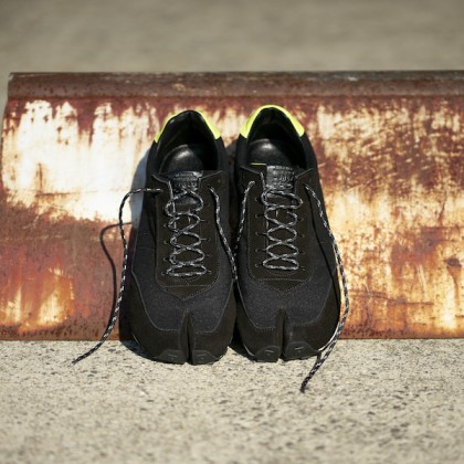 CURLY - SPLIT TABI TRAINER