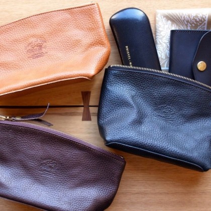 The superior labor / Leather pouch L