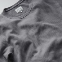 CURLY - CLOUDY HS CN TEE