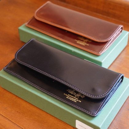 The superior labor/  cordovan long wallet