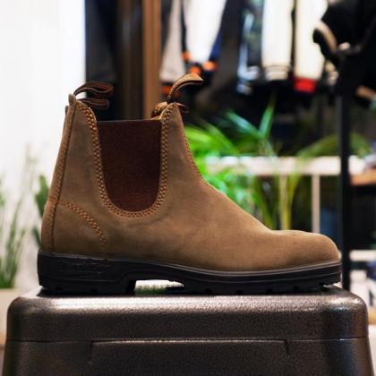 BLUNDSTONE / BS552